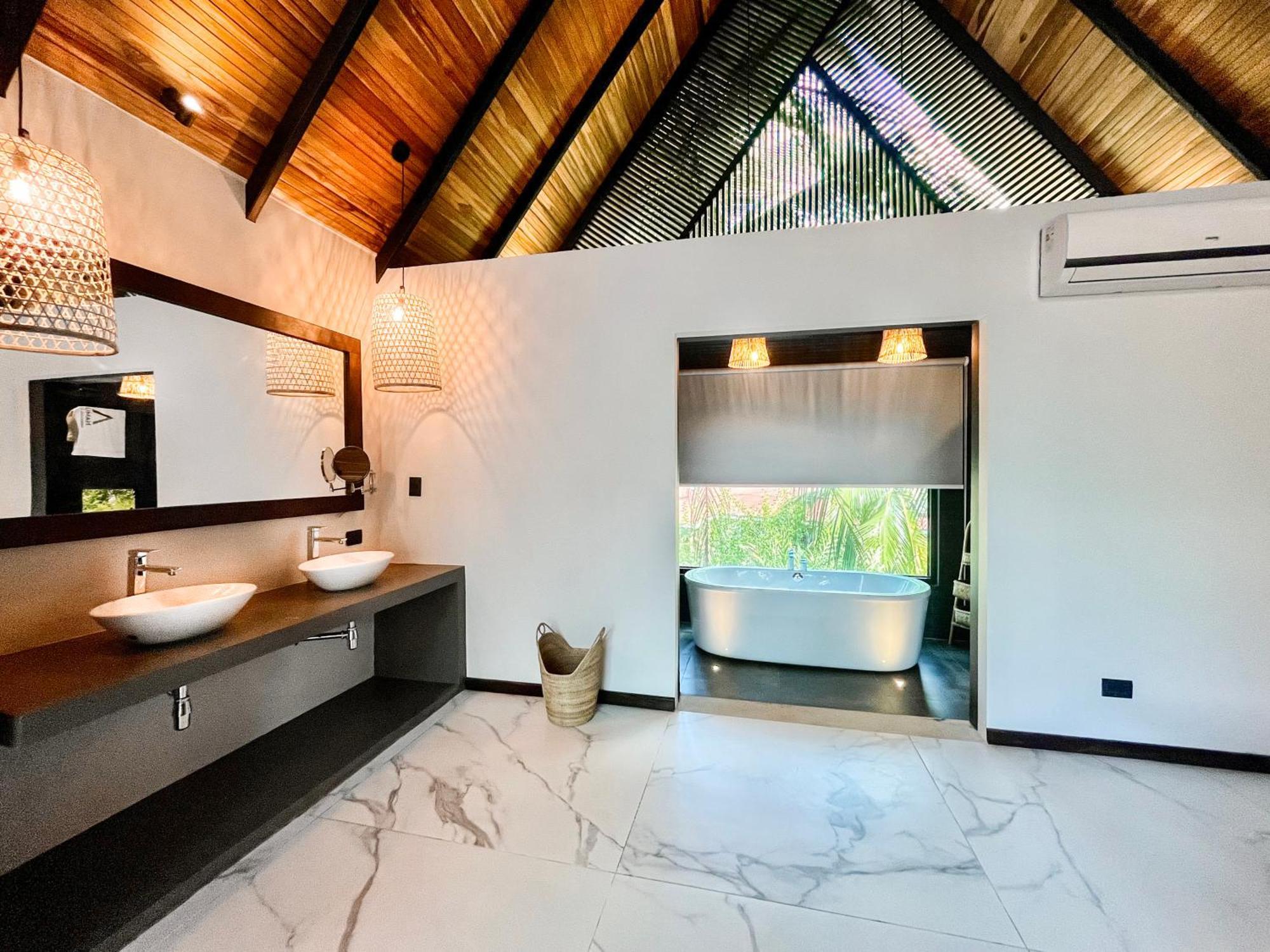 Namu Garden Hotel & Spa (Adults Only) Puerto Viejo de Talamanca ภายนอก รูปภาพ